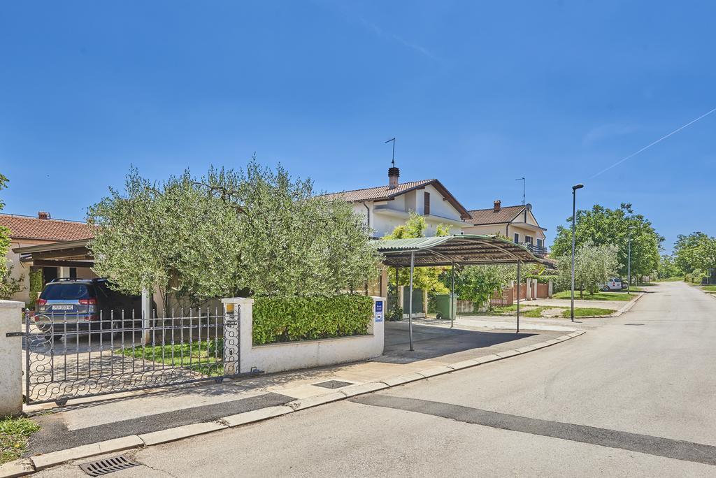 B&B Carmela Умаг Экстерьер фото