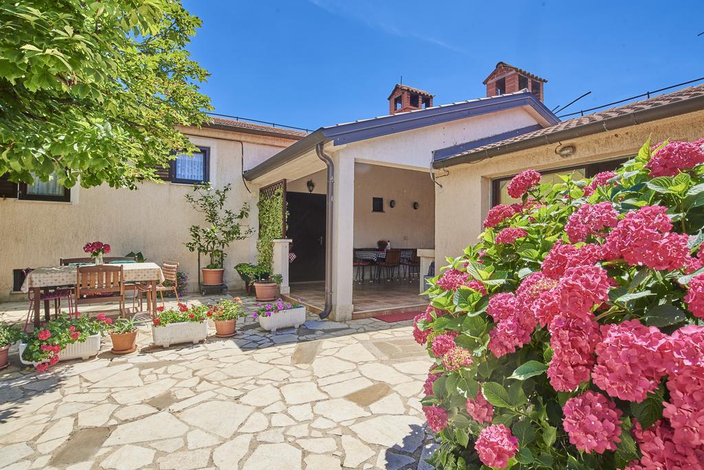 B&B Carmela Умаг Экстерьер фото