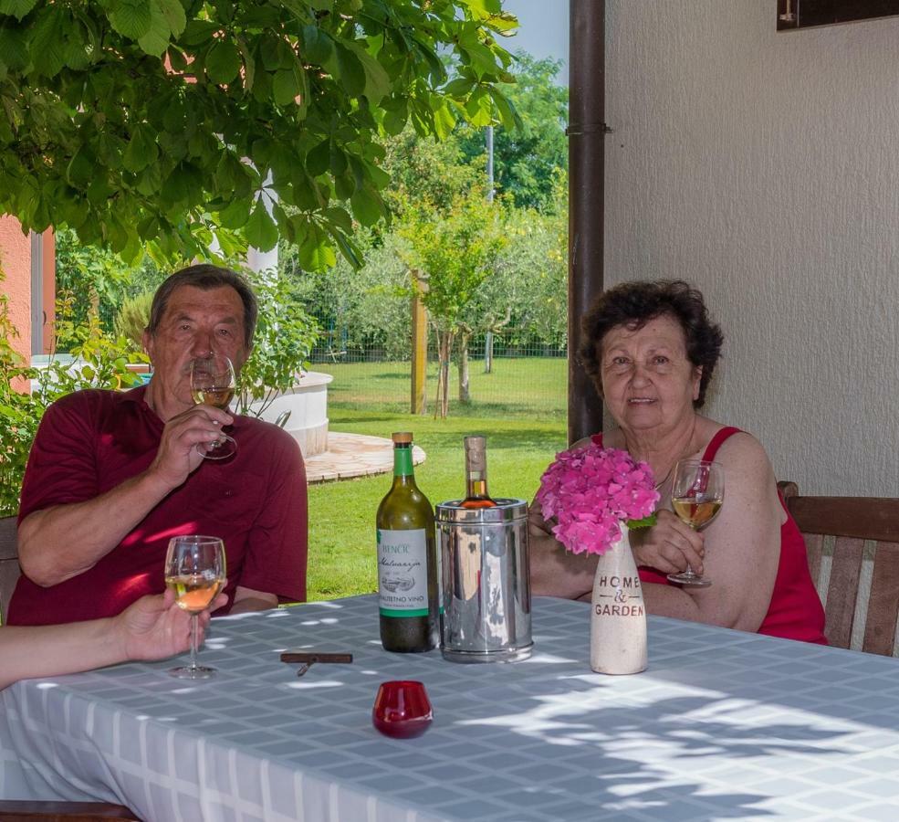 B&B Carmela Умаг Экстерьер фото